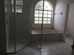 808 Willow Springs Ct, Naples, FL 34120