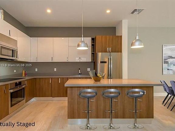 2nd image of 3150 New York St #0
