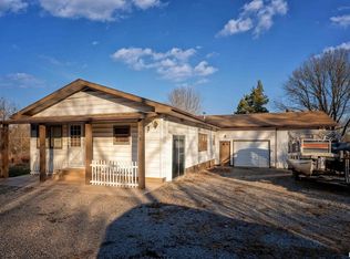 160 Janeal Dr, Goreville, IL 62939