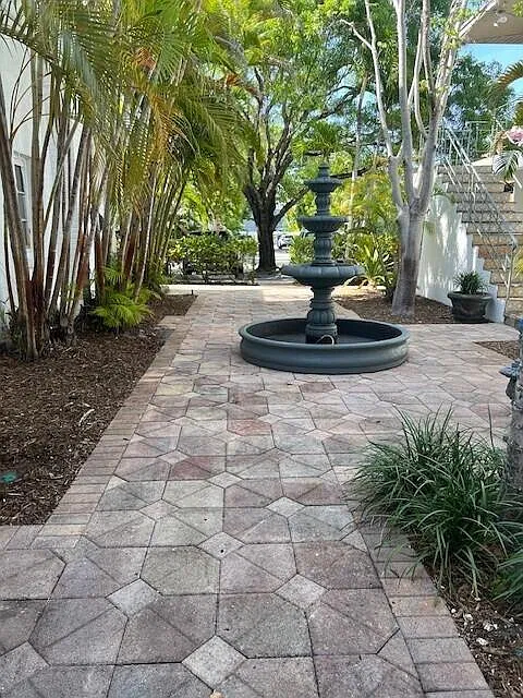 Studio, 1.0 bath, 6361 sqft, $1,250 — Photo 2