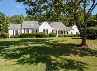 108 Carrie Leigh Ln, Pendleton, SC 29670