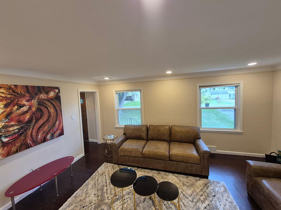 25725 Dunbar St, photo 7