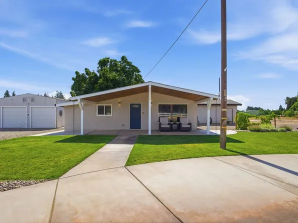543 S Blossom Rd, Waterford, CA 95386