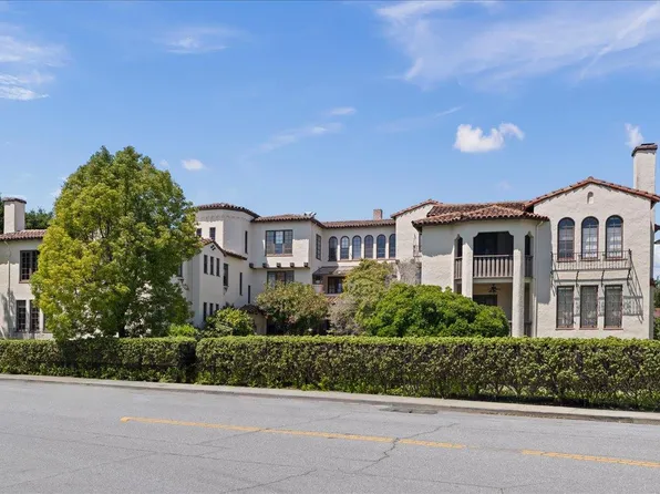 212 Eaton Rd APT 22, San Mateo, CA 94402