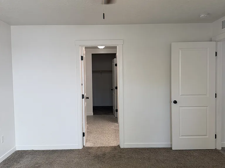 246 W Waukesha St — Photo 14