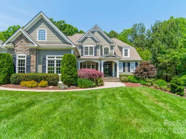 4273 Sailview Dr, Denver, NC 28037