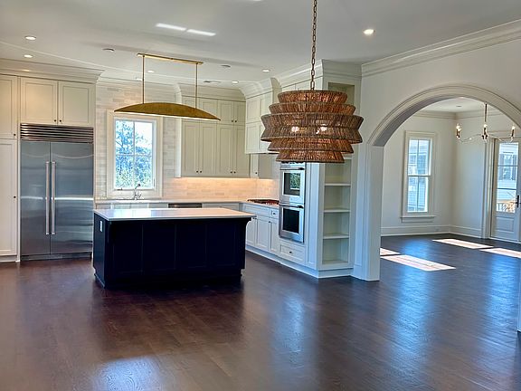 2nd image of 59A Barre St #59A