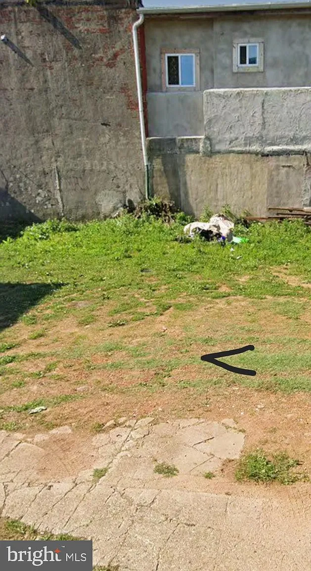 2906 W Nevada St photo 1