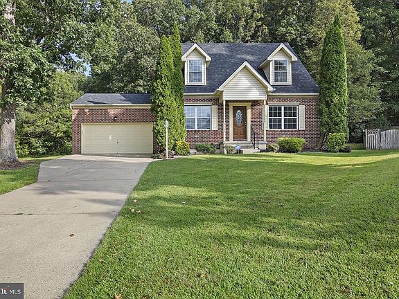 2nd image of 3743 Wolf Trail Dr
