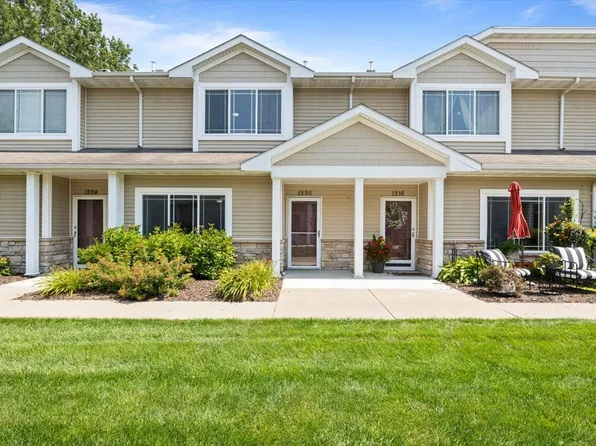 1220 NE 8th Ln, Ankeny, IA 50021