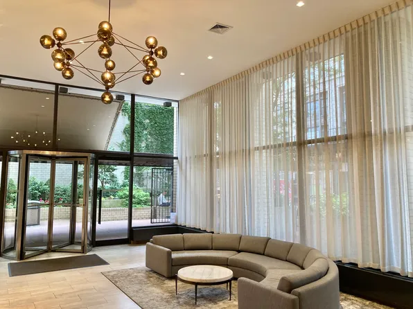 407 Park Avenue South image 10 of 12