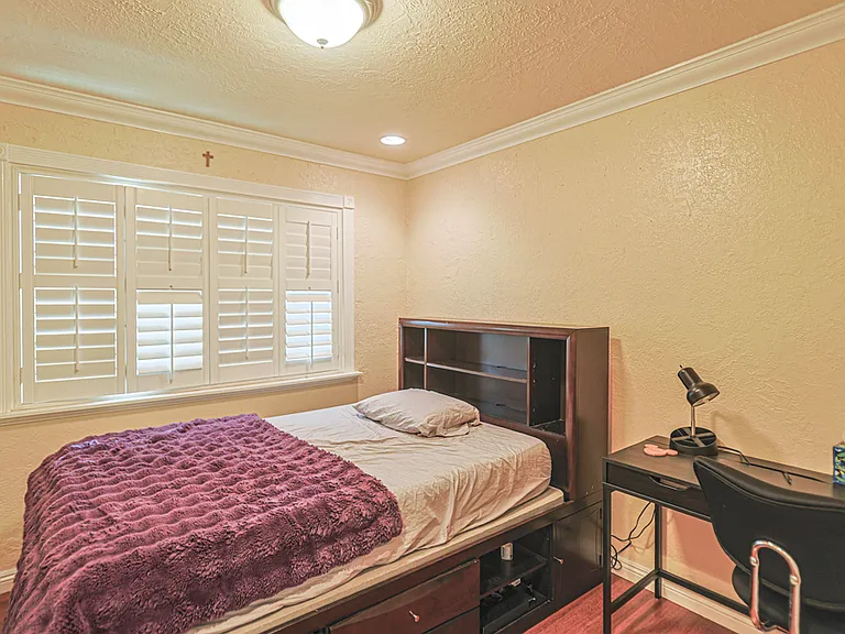 119 S Jeanine Way — Photo 9