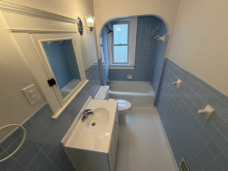 139 Gallup St — Photo 10