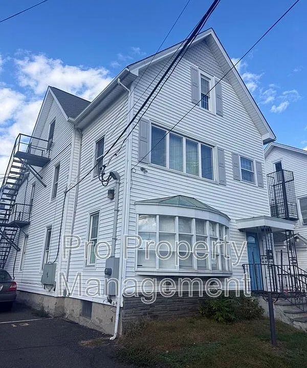77 West St