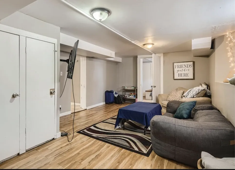 3 bed, 1100 sqft, $1,500 — Photo 2
