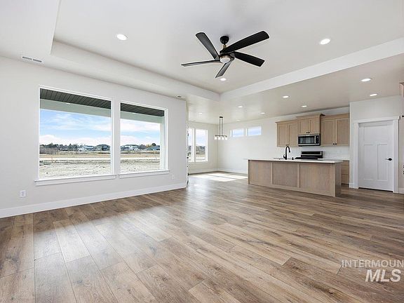 4th image of 2360 Cattail Dr