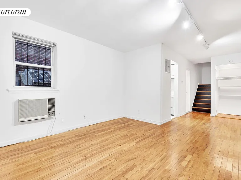 53 W 76th St #4B — Photo 4