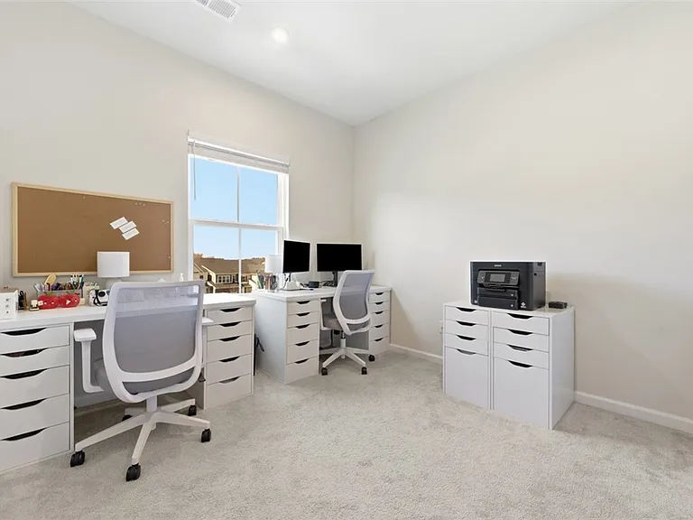 7402 Chestnut Way — Photo 30