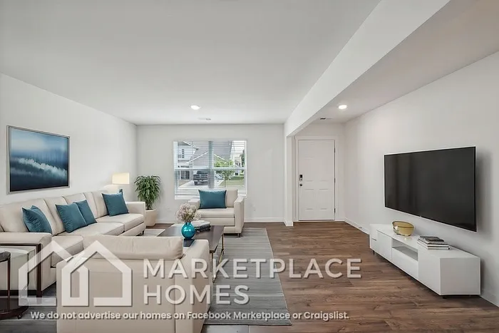 4033 Billie Ln NE — Photo 5
