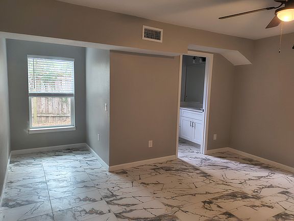 4th image of 25832 Pinehurst St