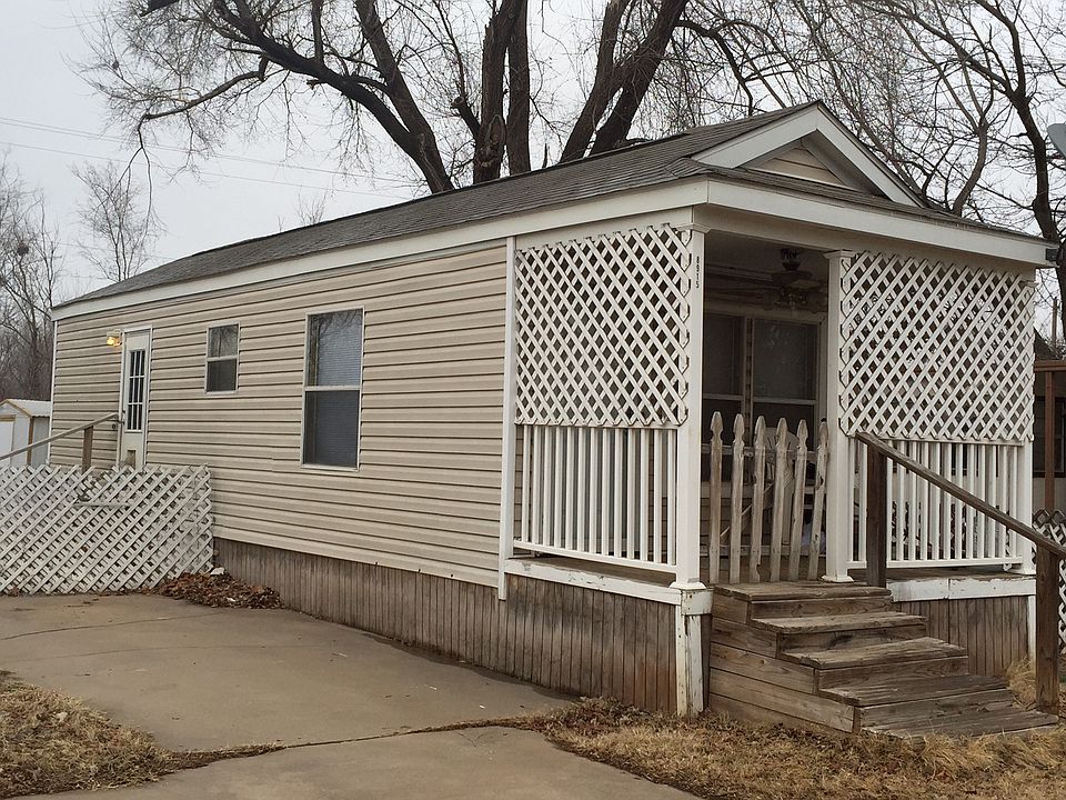 1st image of 8915 W Lakeview Pl