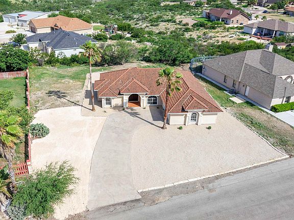 4th image of 309 El Lago Camino