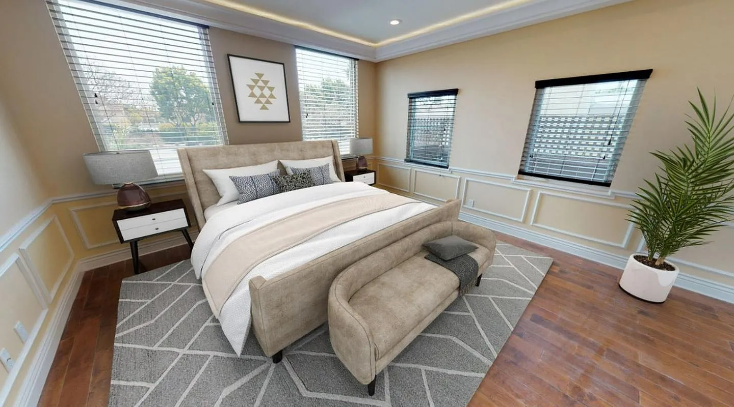 Private Bedroom in Spacious Point Loma Home by Liberty Station - 2070 Rosecrans St — Photo 4