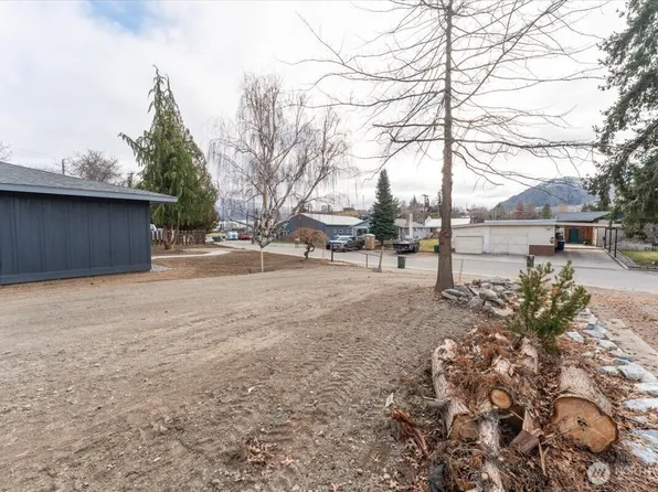 919 E Johnson(Lot 11) Avenue, Chelan, WA 98816