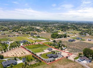 550 W Heikes Ln, Eagle, ID 83616