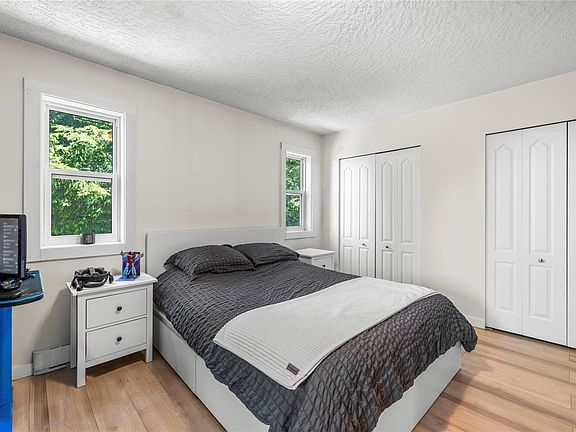 5th image of 1691 Meadowood Way