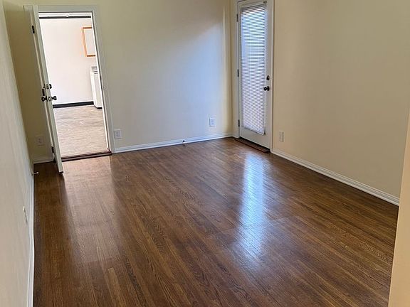 3rd image of 244 El Medio St