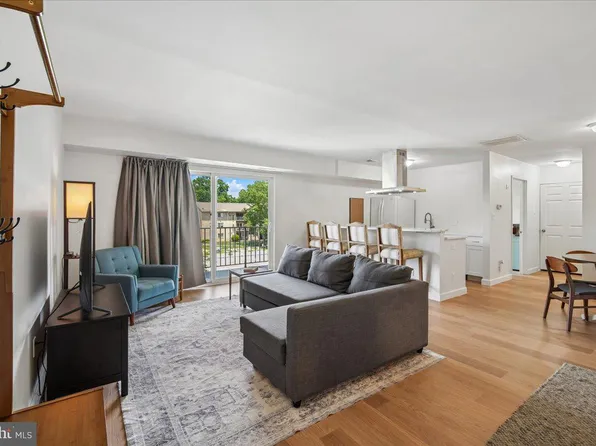 7990 Audubon Ave #C1, Alexandria, VA 22306