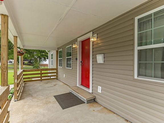 2nd image of 215 Overbrook Dr
