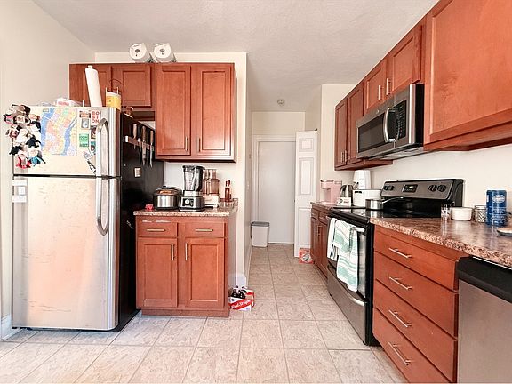 4th image of 28 Ransom Rd APT 8