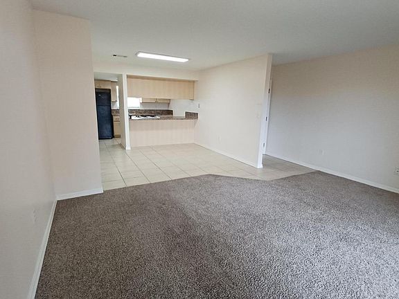 4th image of 280 Ulster Ln