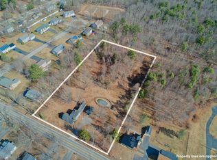 524 Salmon Falls Rd, Rochester, NH 03868