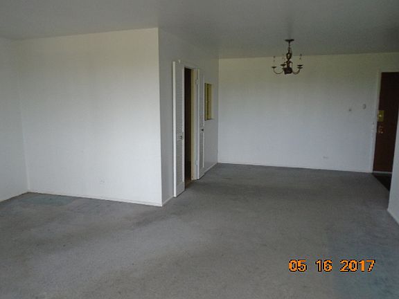 4th image of 200 Park Ave APT 517
