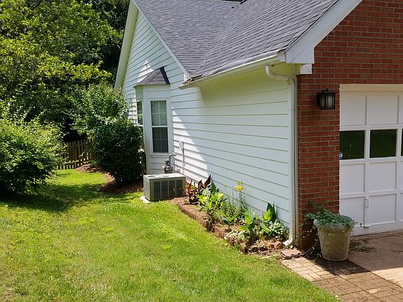 5th image of 2940 Dogwood Creek Pkwy