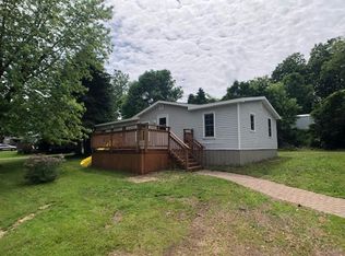 8 Charlene Dr, Plattsburgh, NY 12901