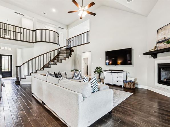639 Cirrus Ln