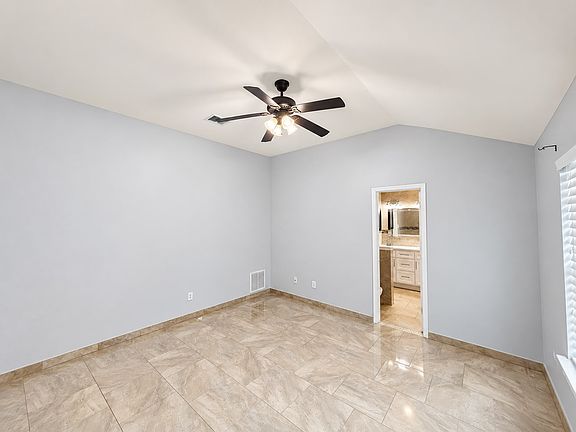 5th image of 6702 Periwinkle Dr