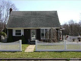 5th image of 23 Myrtle Ln