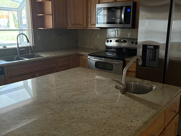 5100 Sleepy Hollow Dr — Photo 7