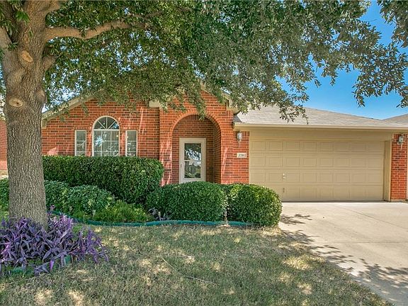 2nd image of 3709 Mossbrook Dr