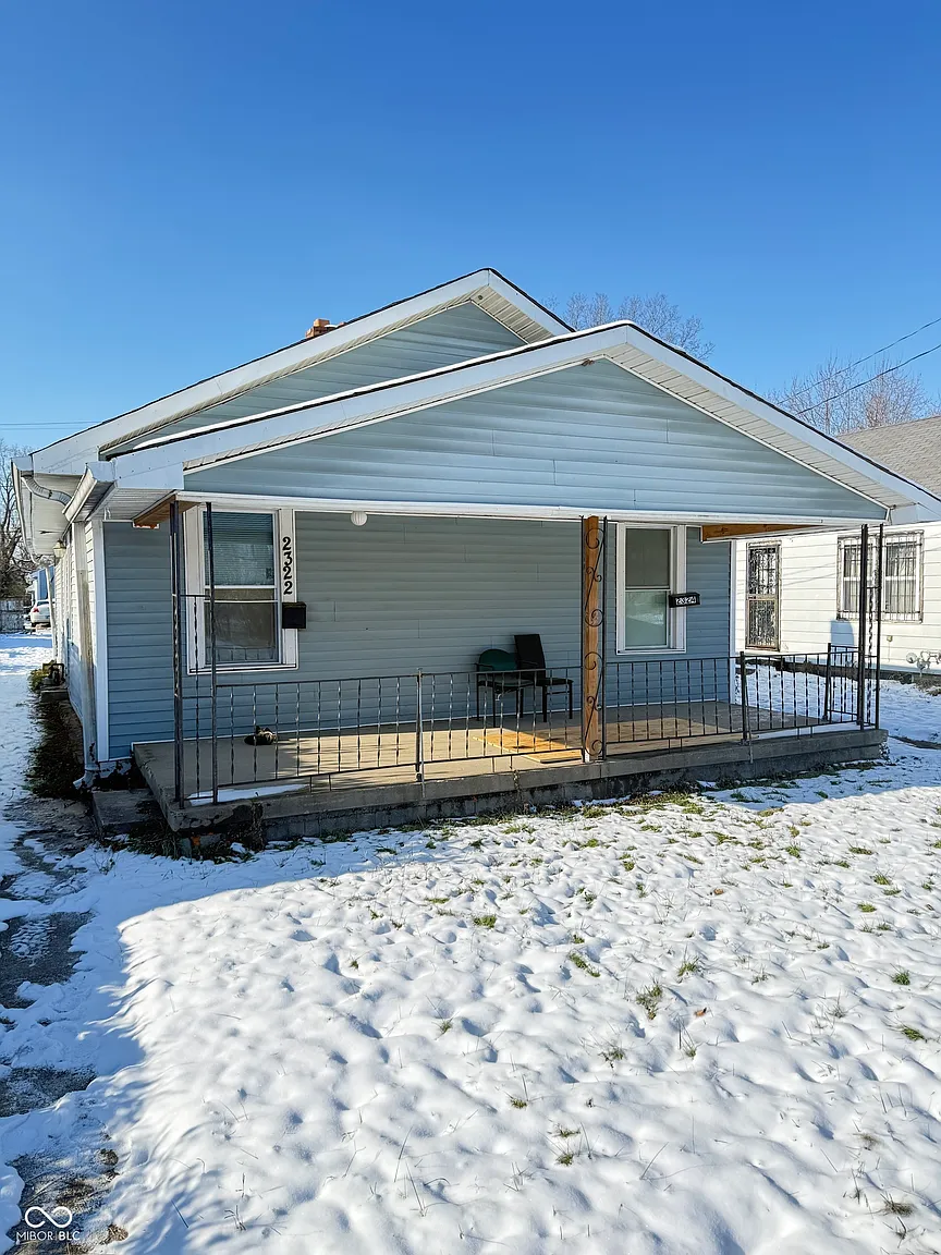 2322 Paris Ave photo 1