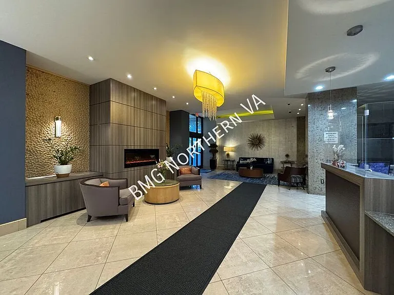 1011 Arlington Blvd #1105 — Photo 3