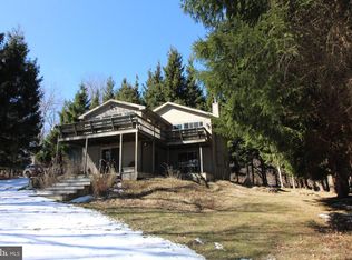 180 Pine Dr, Terra Alta, WV 26764