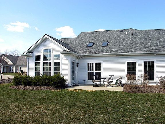 2nd image of 469 Winward Ln #99