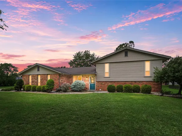 881 Lyncreek Dr, Dayton, OH 45458