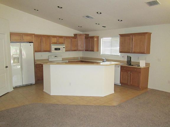 3rd image of 4071 E Coolbrooke Dr